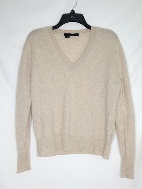 360 CASHMERE Women's V-neck Pullover Cream Minimalist Sweater MEDIUM
